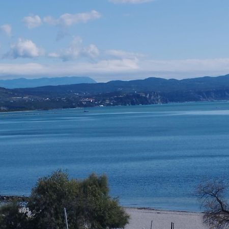 Appartamento Luxury Vista Mare Per 6 Persone A مارينا جوليا المظهر الخارجي الصورة