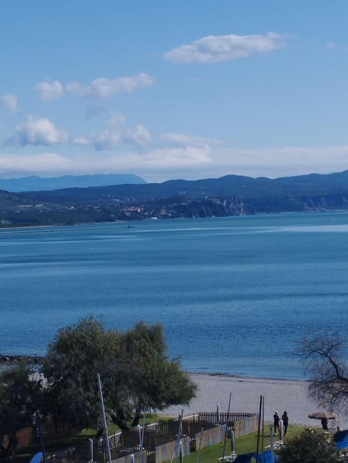 Appartamento Luxury Vista Mare Per 6 Persone A مارينا جوليا المظهر الخارجي الصورة